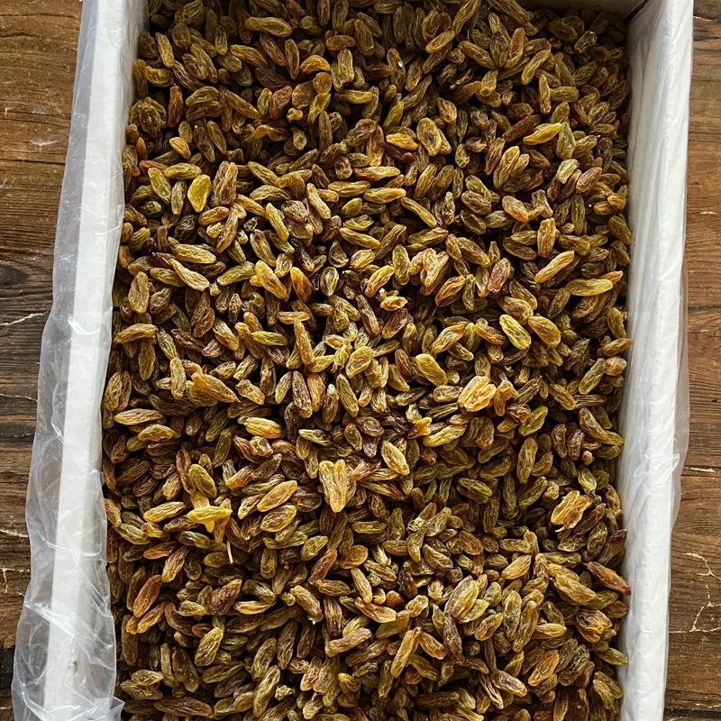 کشمش سبز قلمی کاشمر کارتن ۵ کیلویی